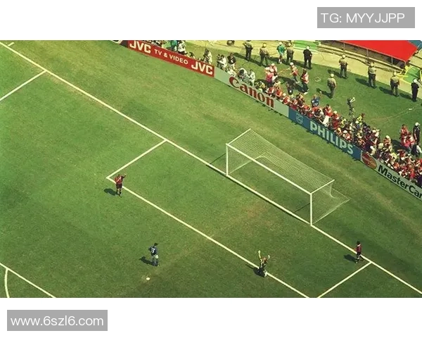 罗马与克卢日激战正酣赛场精彩瞬间回顾与分析