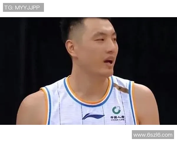 翟晓川：从篮球新星到职业生涯巅峰的奋斗与坚持之路